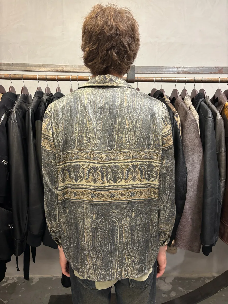 1980s Giorgio Armani Silk Medieval Cozy Shirt - Image 3