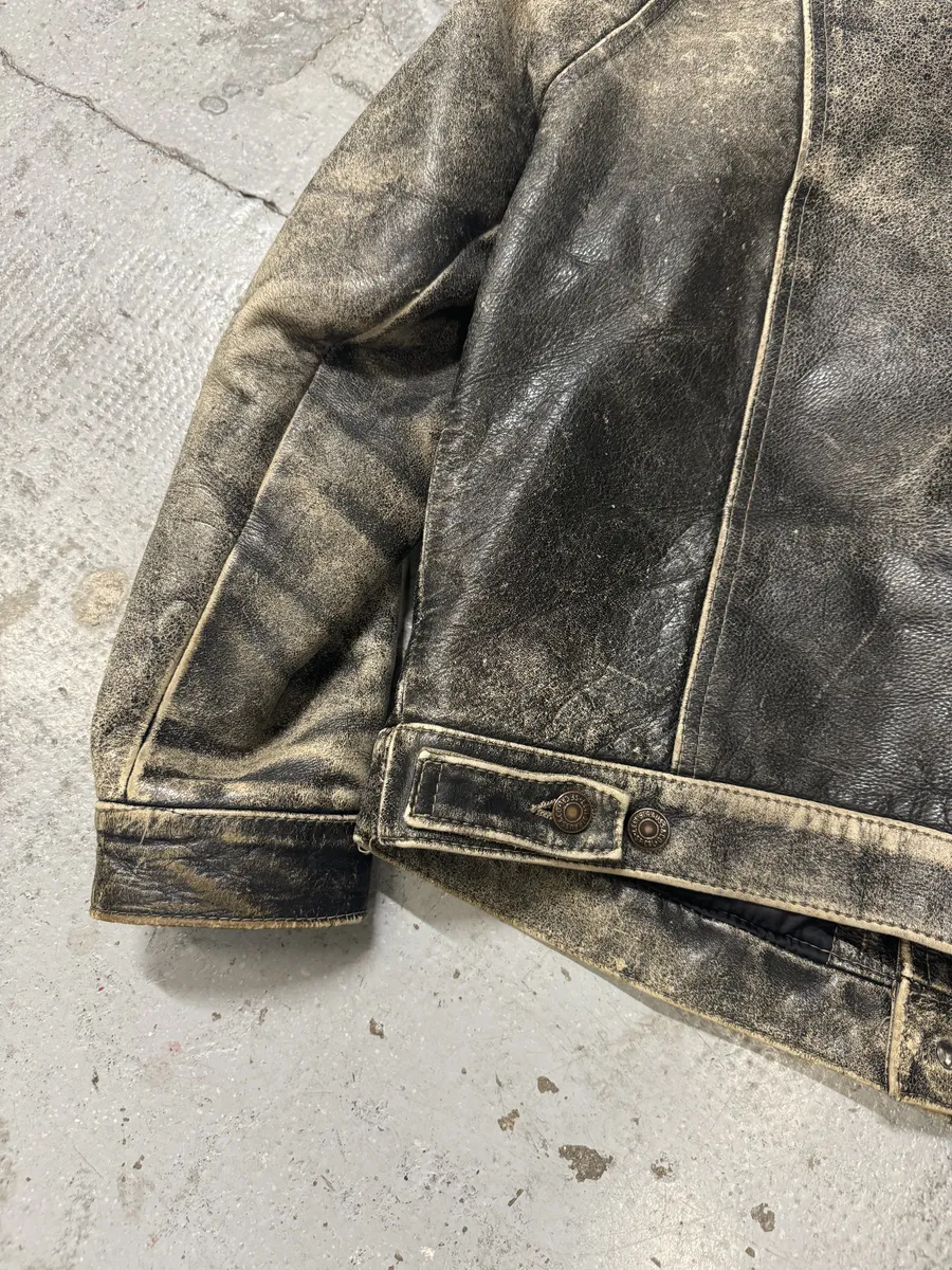 1980s Levi’s Eroded Grey Patina Leather Obscure Trucker Jacket - Image 7