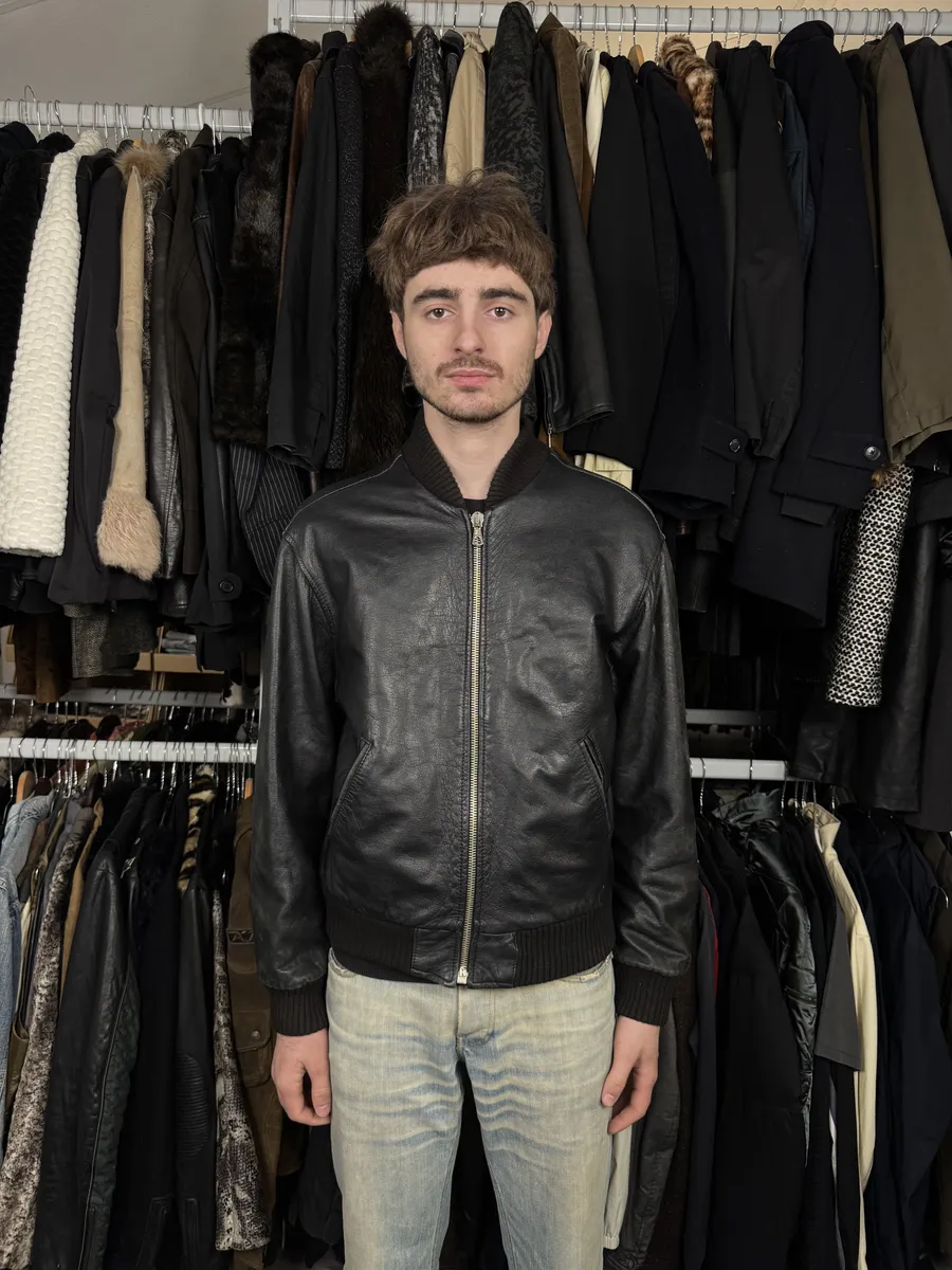 1990s Archive Italian Black Leather Bomber Jacket - Image 3