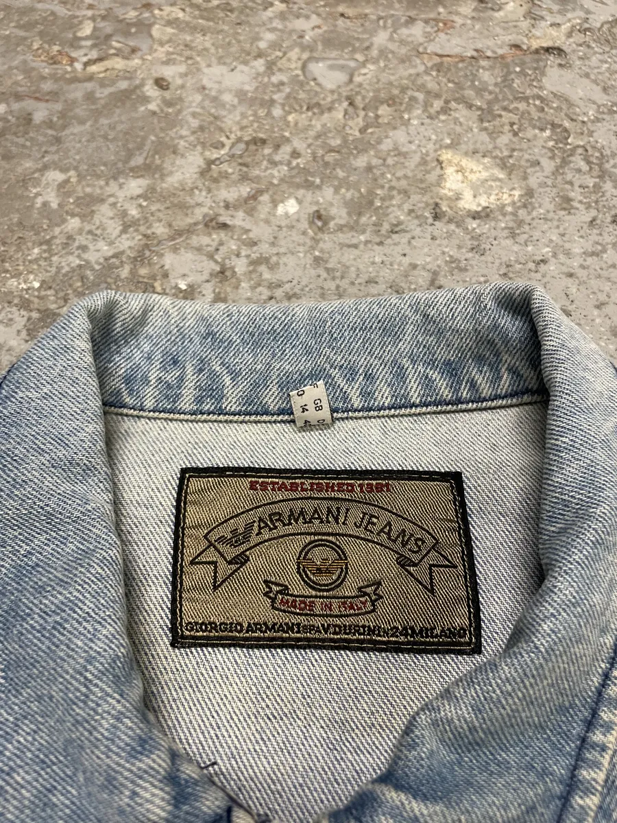 1990s Armani Cropped Blue Cozy Denim Jacket - Image 8