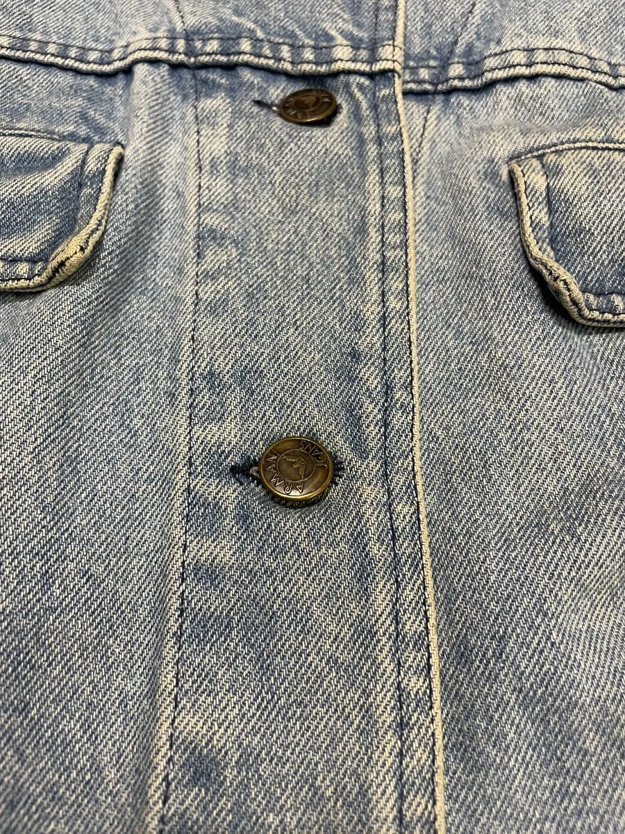 1990s Armani Cropped Blue Cozy Denim Jacket - Image 9