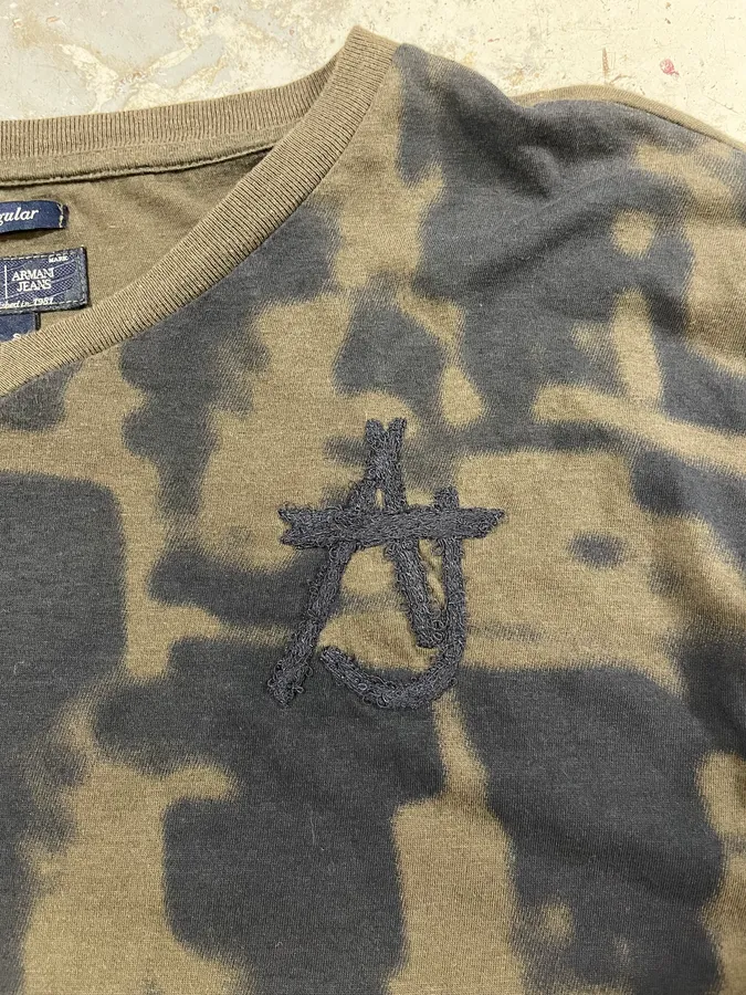 1990s Armani Dark Kaki V Neck Obscure Longsleeves - Image 7