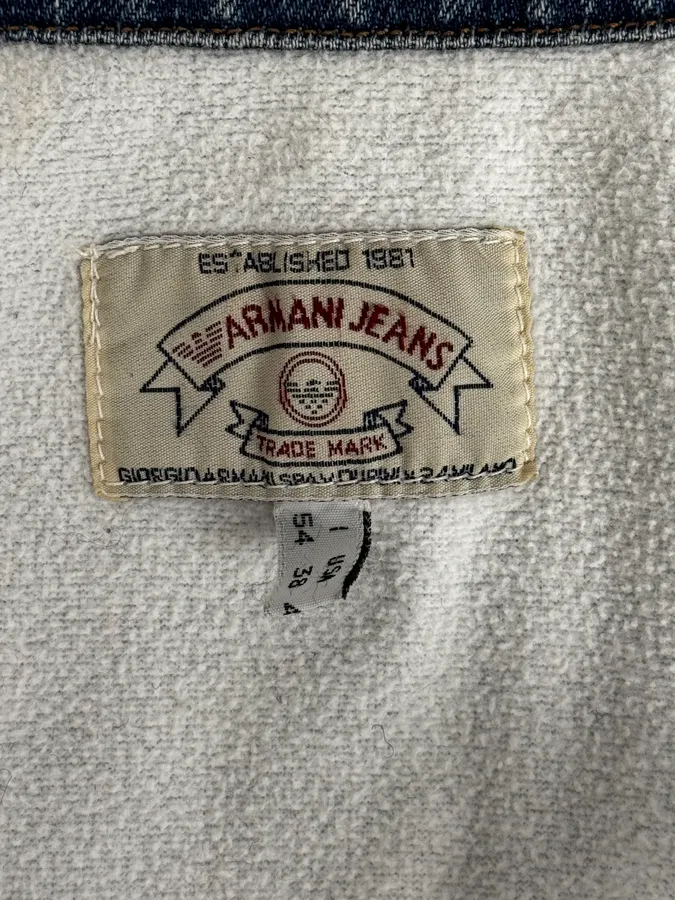 1990s Armani Light Blue Denim Jacket - Image 12