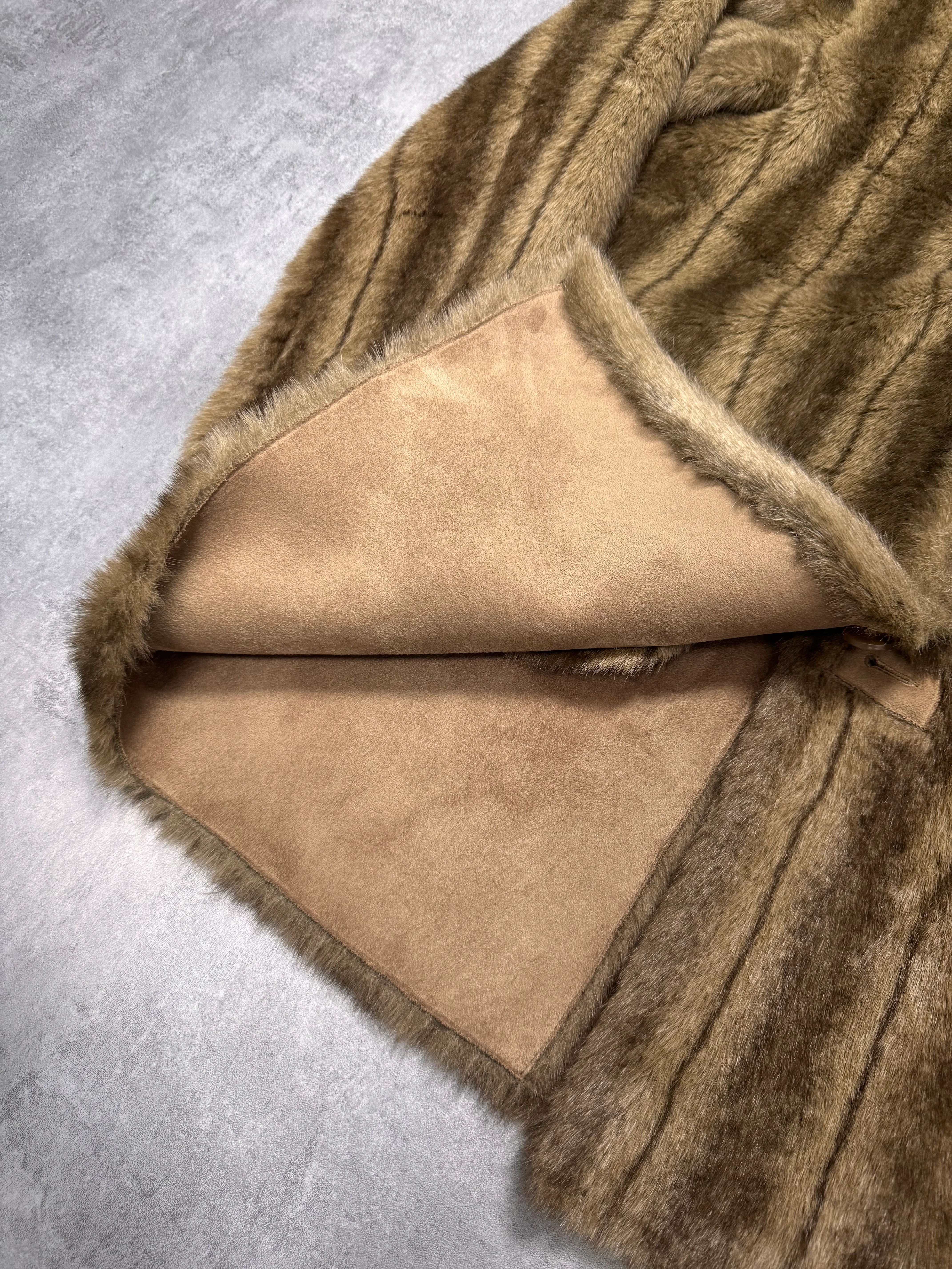1990s Balmain Faux Fur Reversible Jacket - Image 6