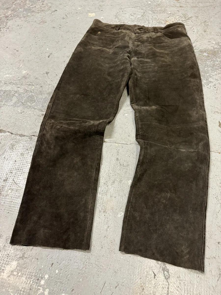 1990s Brown Italian Old Suede Leather Large Pants - Image 12