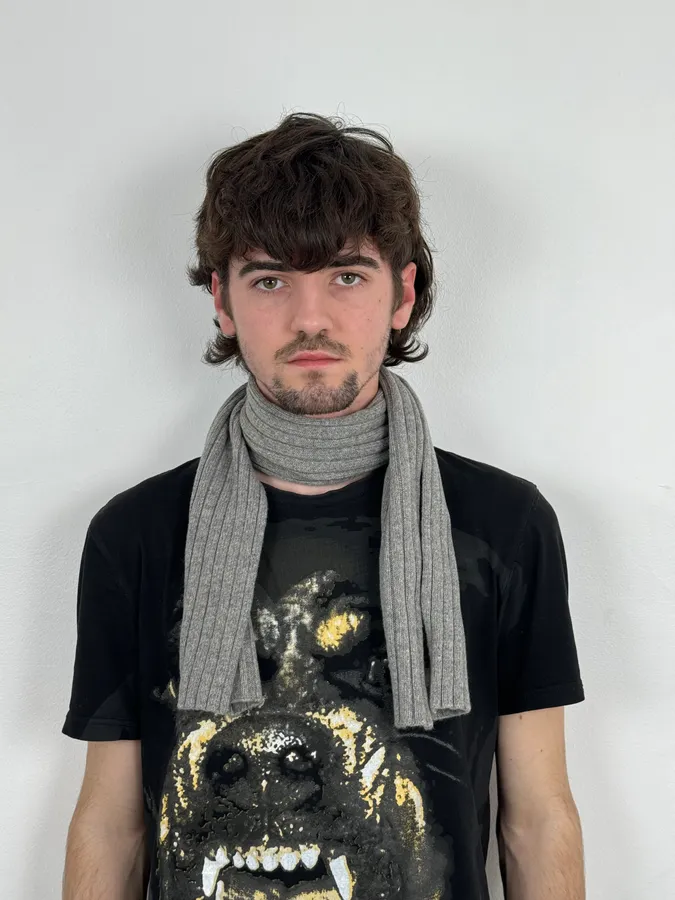 1990s Christian Dior Wool & Nylon Grey Knit Scarf - Image 2