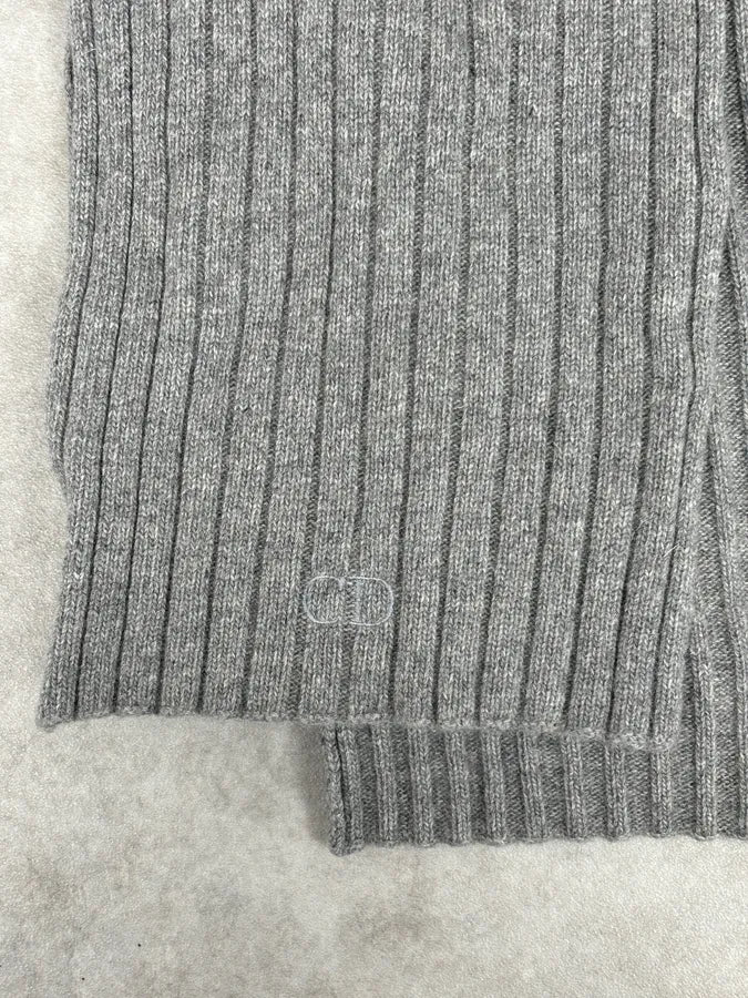 1990s Christian Dior Wool & Nylon Grey Knit Scarf - Image 4