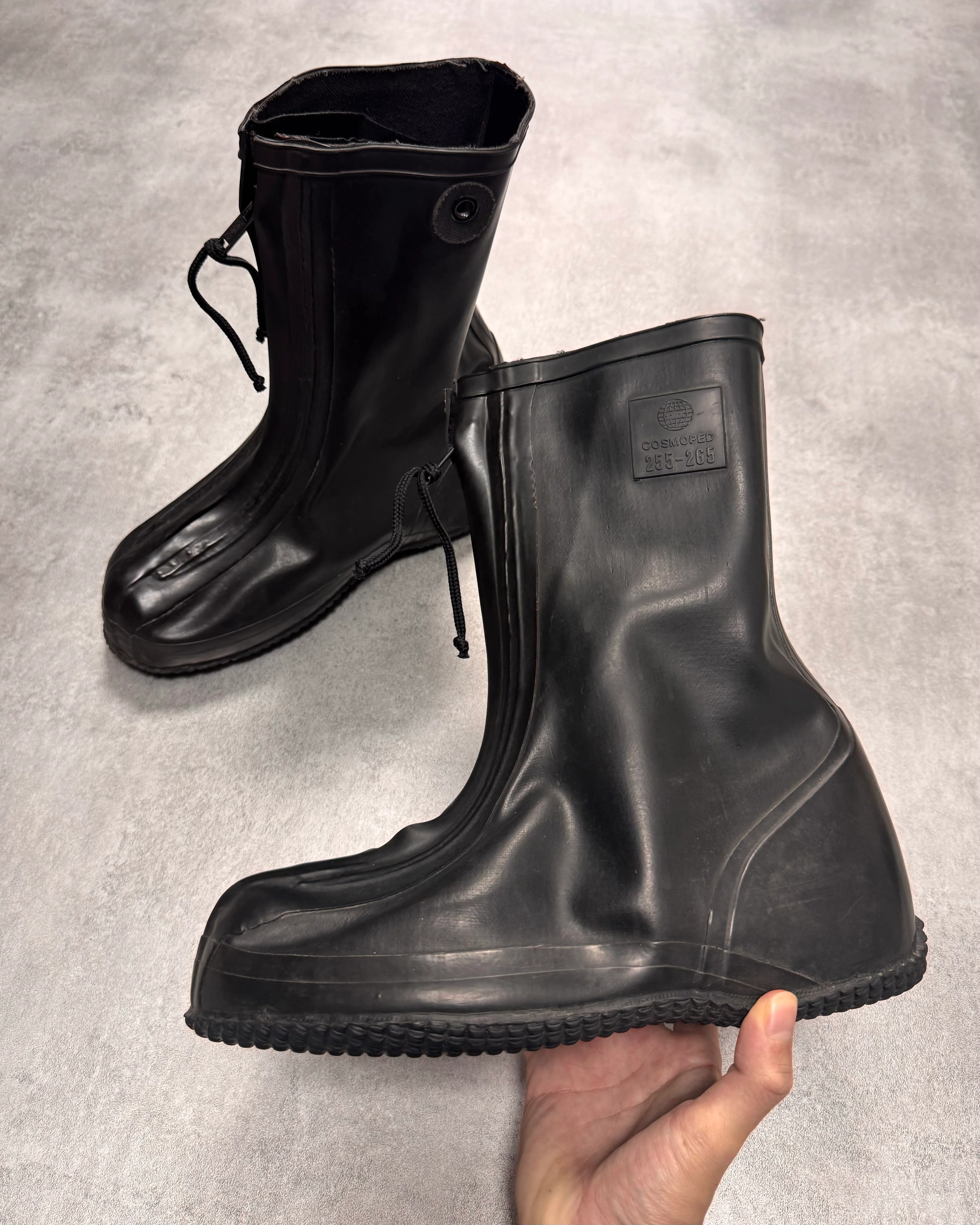 1980s Combat Waterproof Protection Front Zip Shoes Covers Black Boots - Image 2