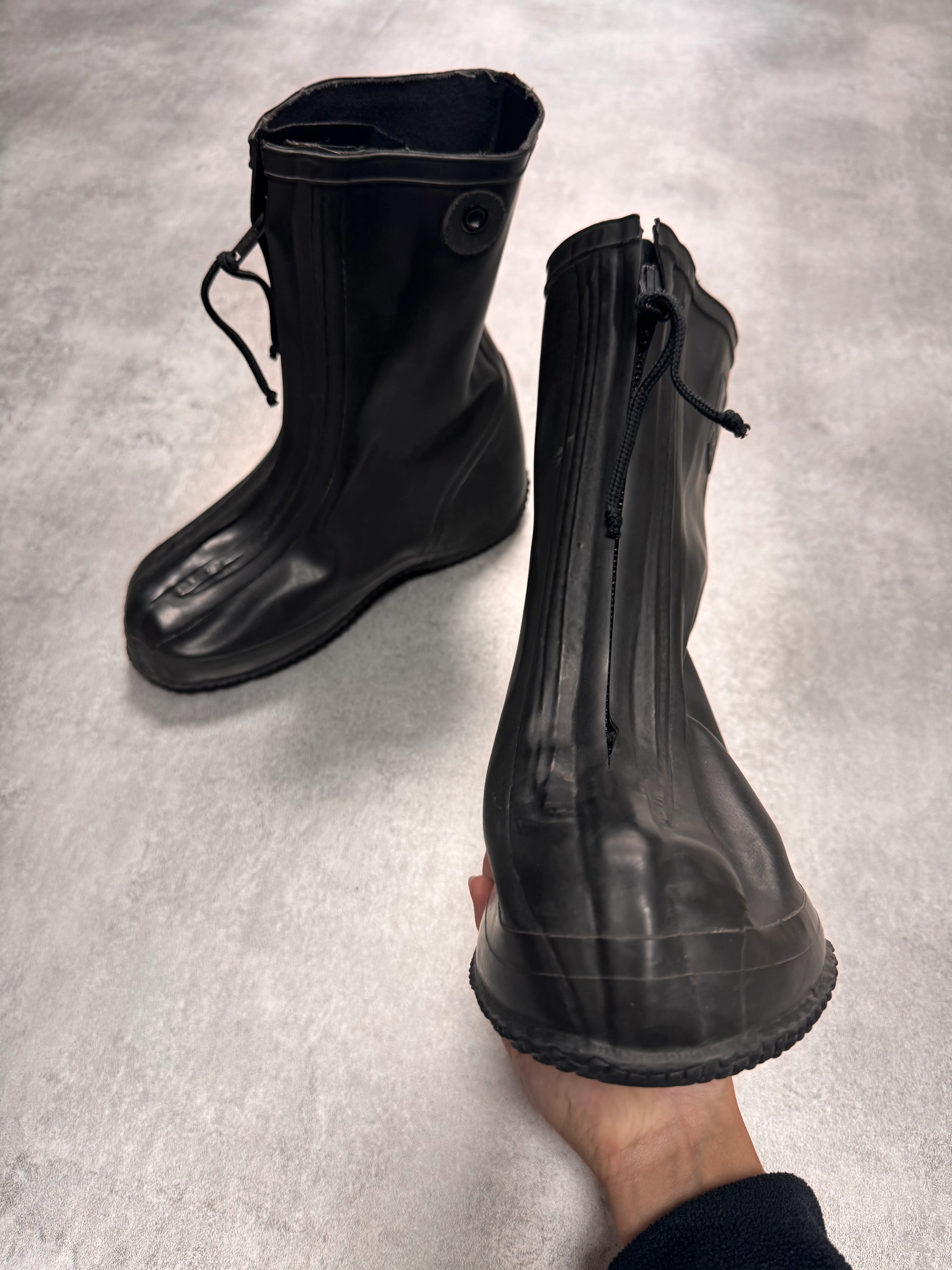 1980s Combat Waterproof Protection Front Zip Shoes Covers Black Boots - Image 3