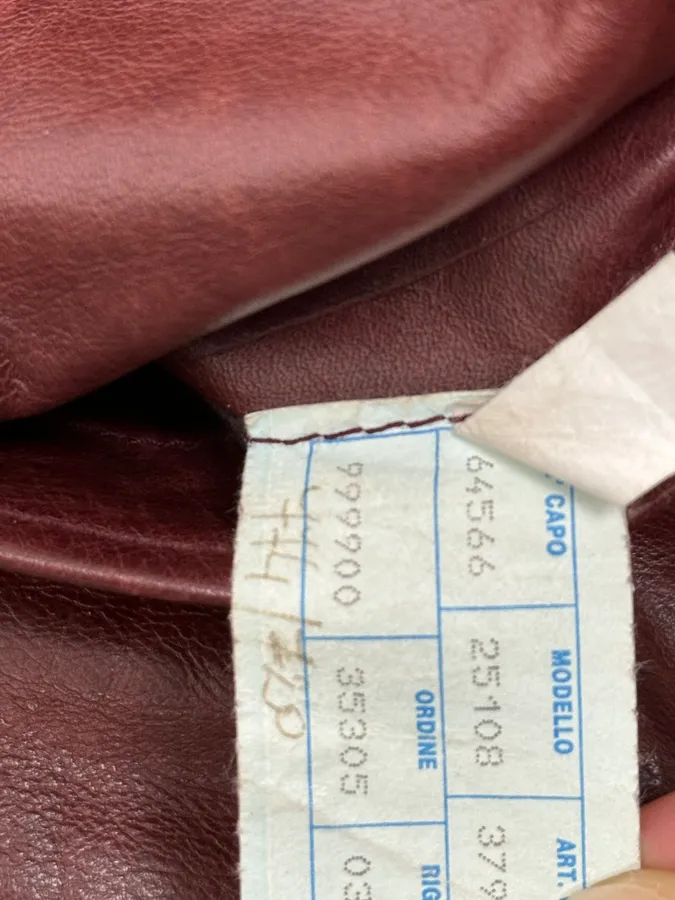 1990s Dolce & Gabbana Bordeaux Red Leather Buttoned Jacket - Image 11