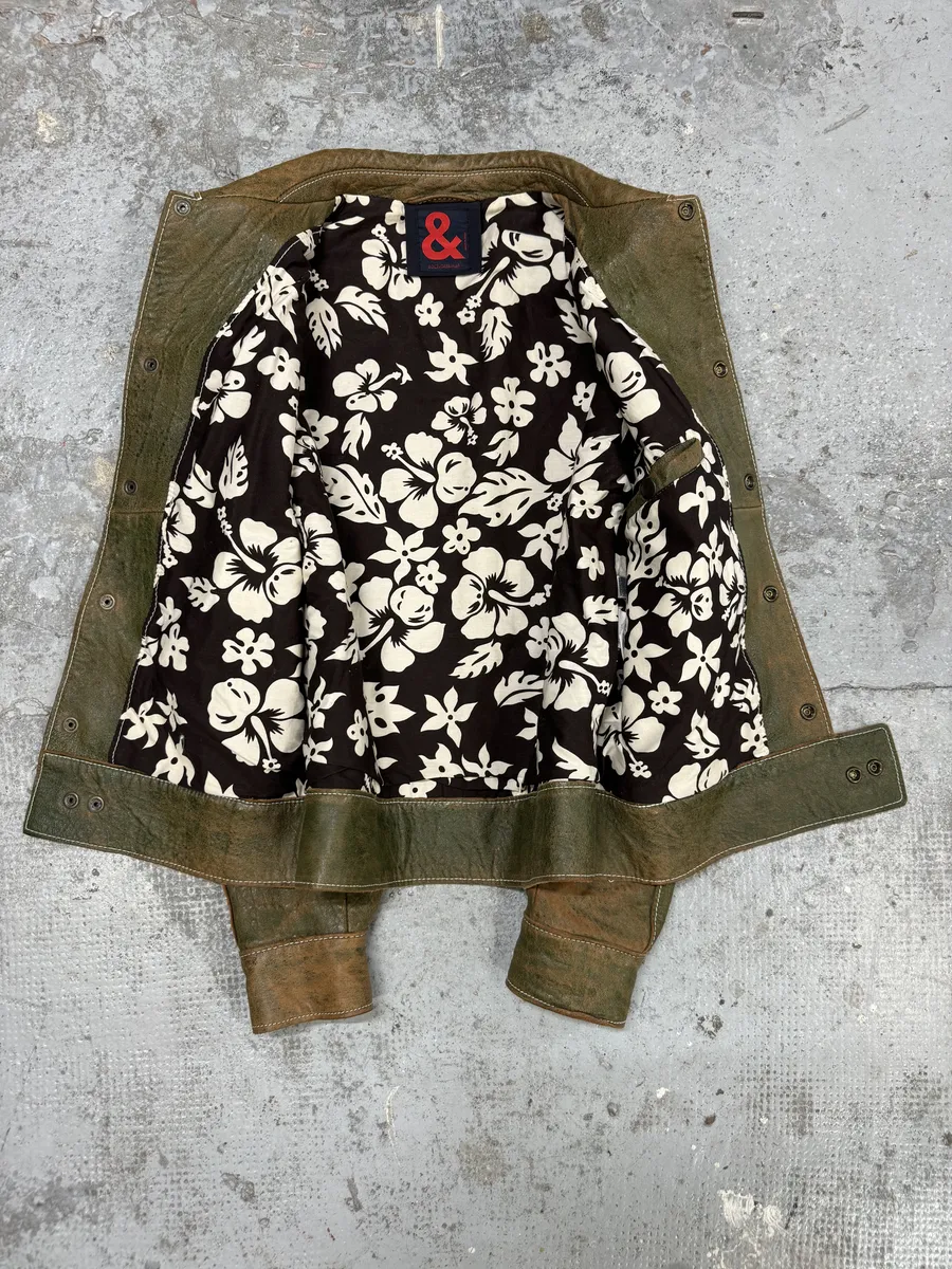 1990s Dolce & Gabbana Eroded Green Buttoned Leather Jacket - Image 9