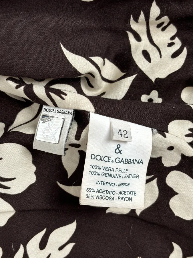 1990s Dolce & Gabbana Red Eroded Trucker Leather Jacket - Image 11