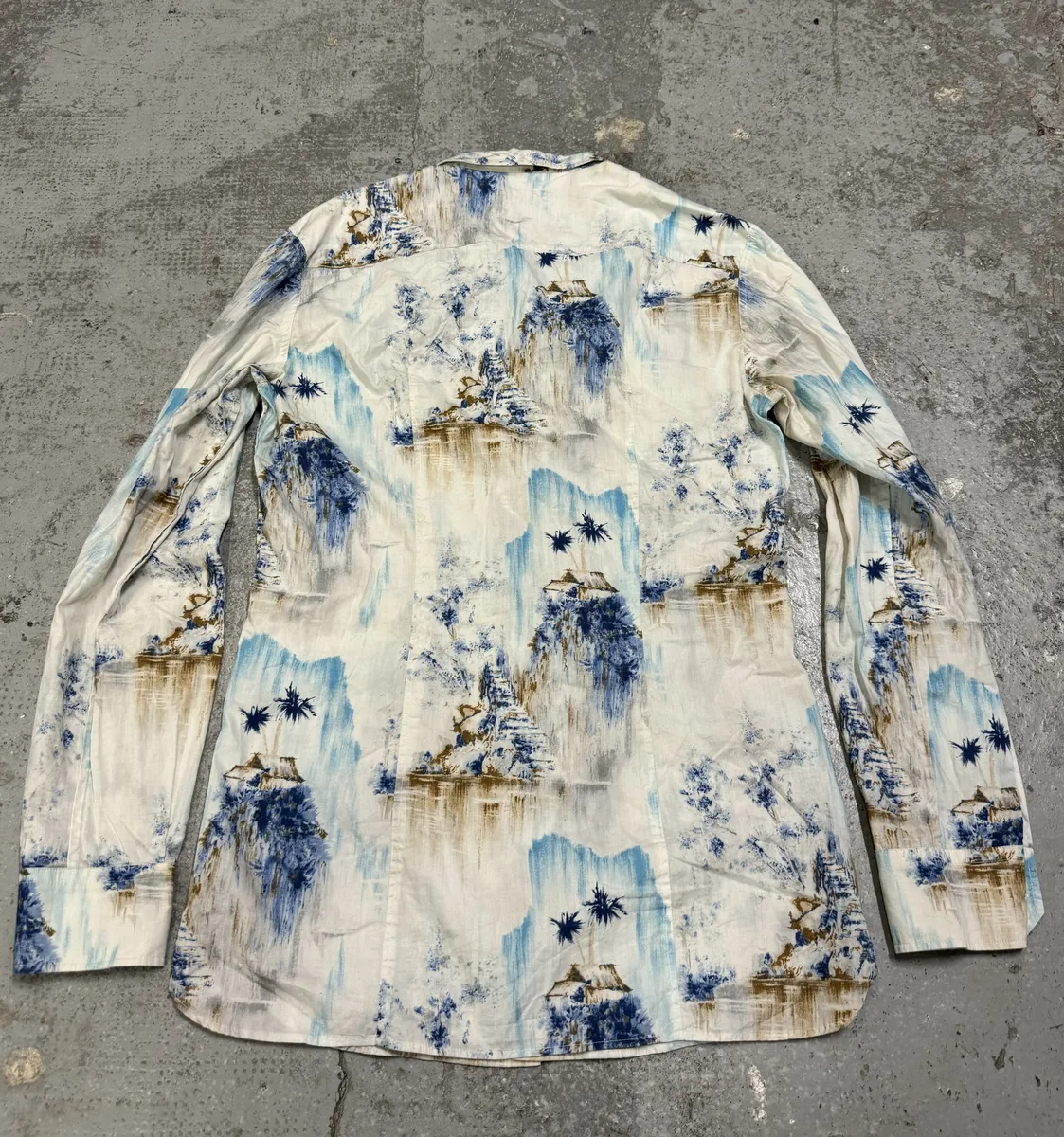1990s Dolce & Gabbana White & Blue Abstract Nature Shirt - Image 4