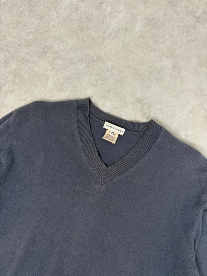 1990s Dries Van Noten Blue Grey V-Neck Sweater - Image 4