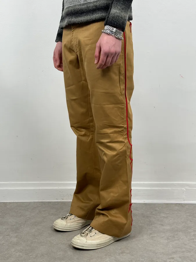 1990s Dsquared2 Beige & Red Lined Flared Pants - Image 4