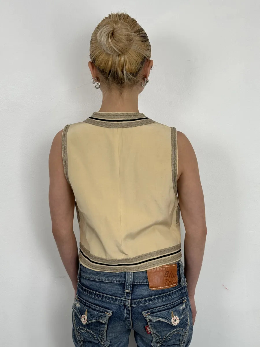 1990s Emporio Armani Beige Wool Vest - Image 2