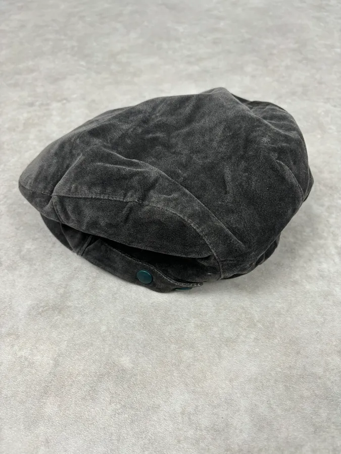 1990s Emporio Armani Classy Dark Frenchie Cap - Image 8