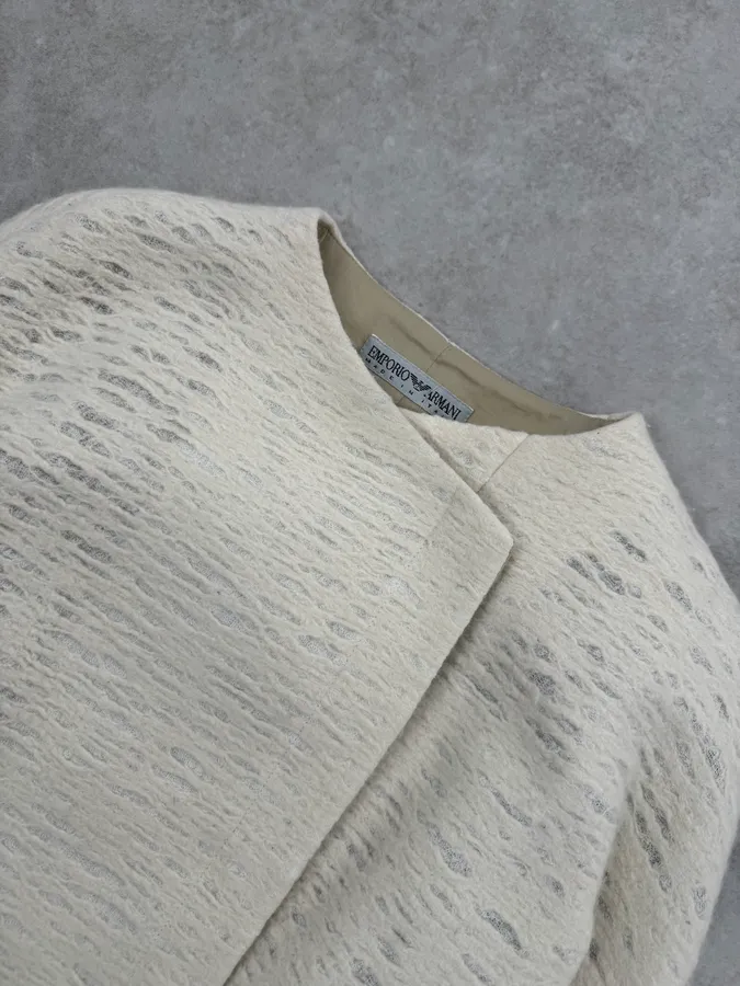 1990s Emporio Armani Creamy White Cropped Classy Jacket - Image 5