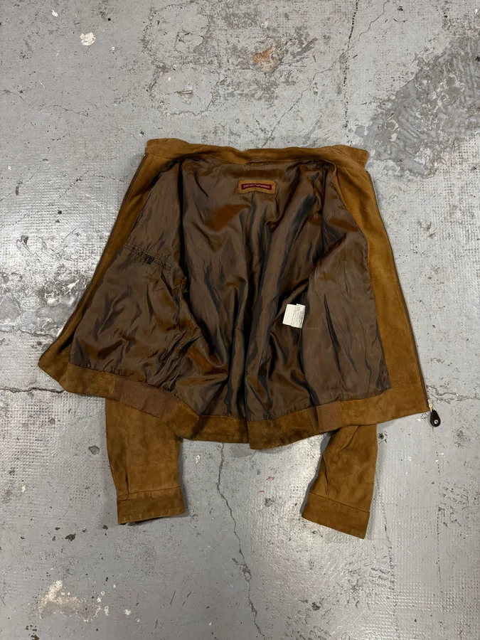 1990s Emporio Armani Cropped Beige Suede Leather Jacket - Image 7