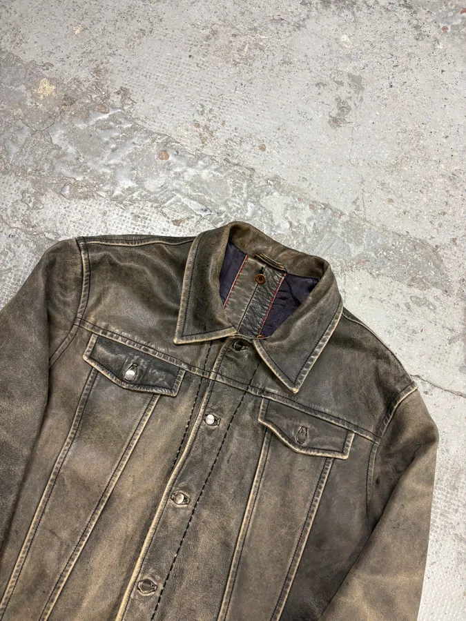 1990s Gianfranco Ferré Grey Eroded Leather Trucker Jacket - Image 4
