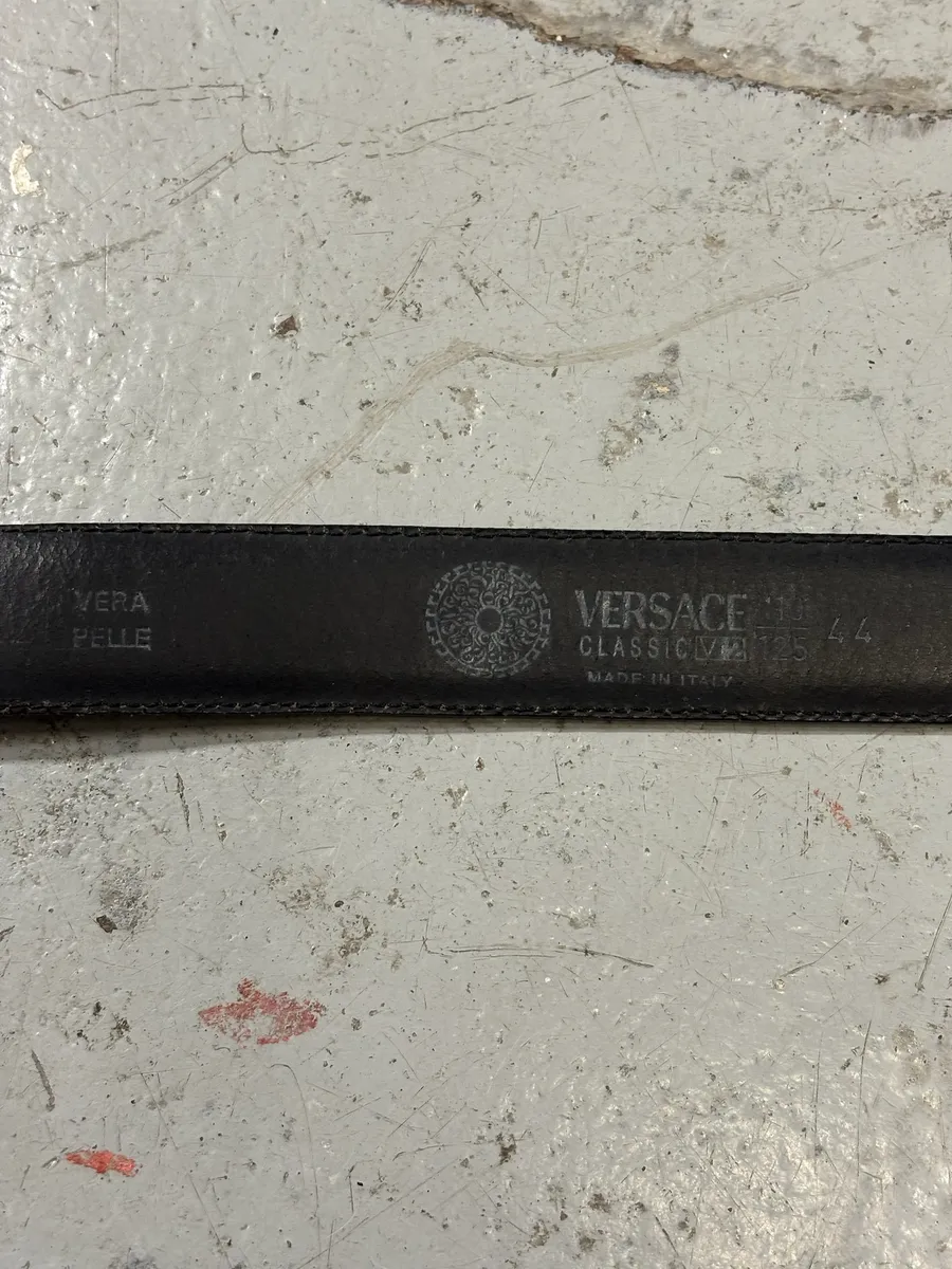 1990s Gianni Versace Triple Handle Crocodile Effect Leather Belt - Image 5