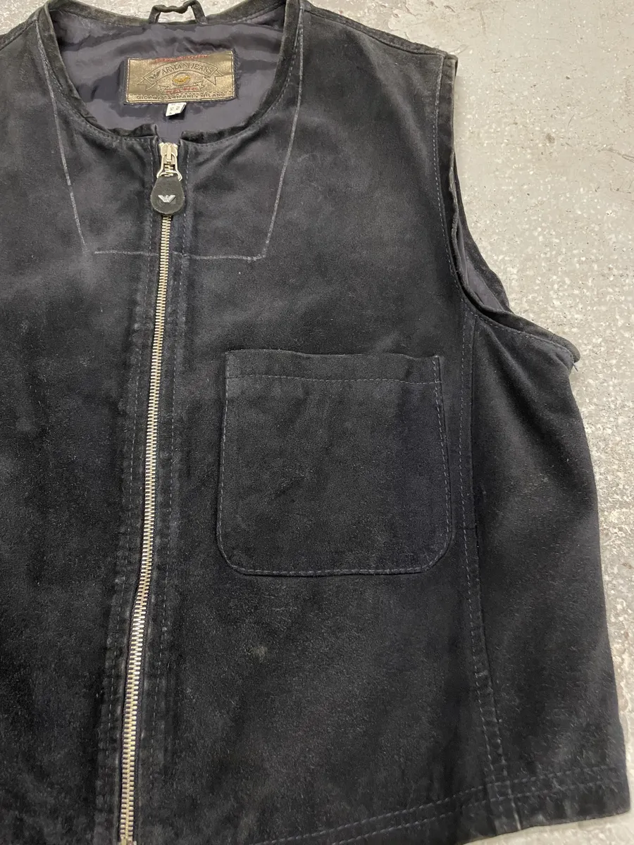 1990s Giorgio Armani Black Suede Leather Vest - Image 6