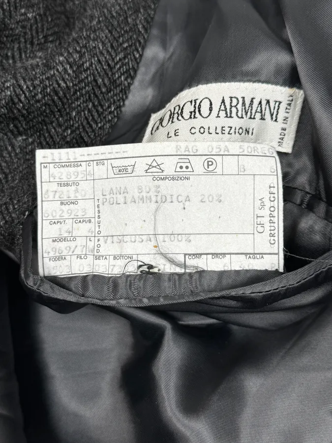 1990s Giorgio Armani Grey Wool Trench Coat - Image 10