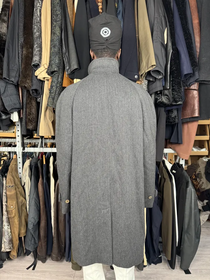 1990s Giorgio Armani Grey Wool Trench Coat - Image 3