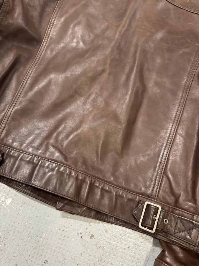 1990s Gucci Buttoned Brown Leather Jacket - Image 5