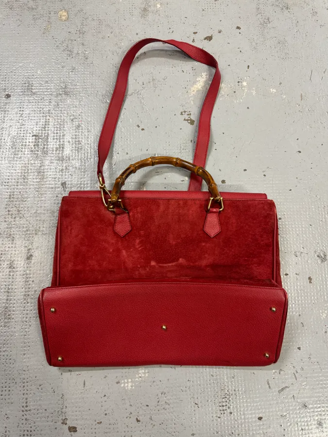 1990s Gucci Red Suede Leather Bamboo Handle Shoulder Bag - Image 6