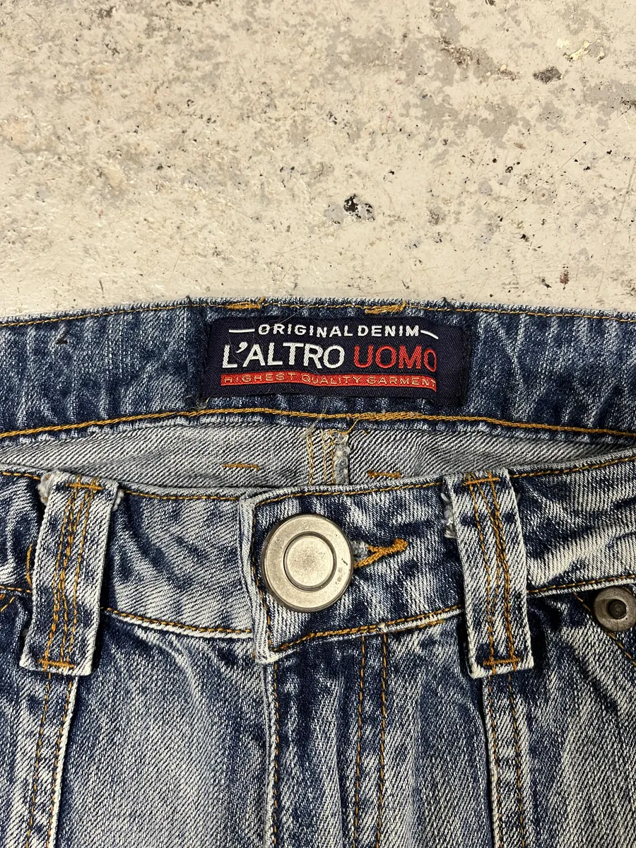 1990s L'altro Italian Blue Cargo Denim Jeans - Image 10