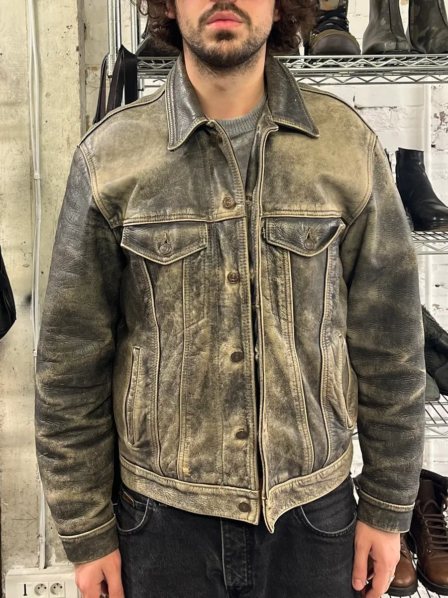 1990s Levi’s Raw Grey Leather Trucker Jacket - Image 2