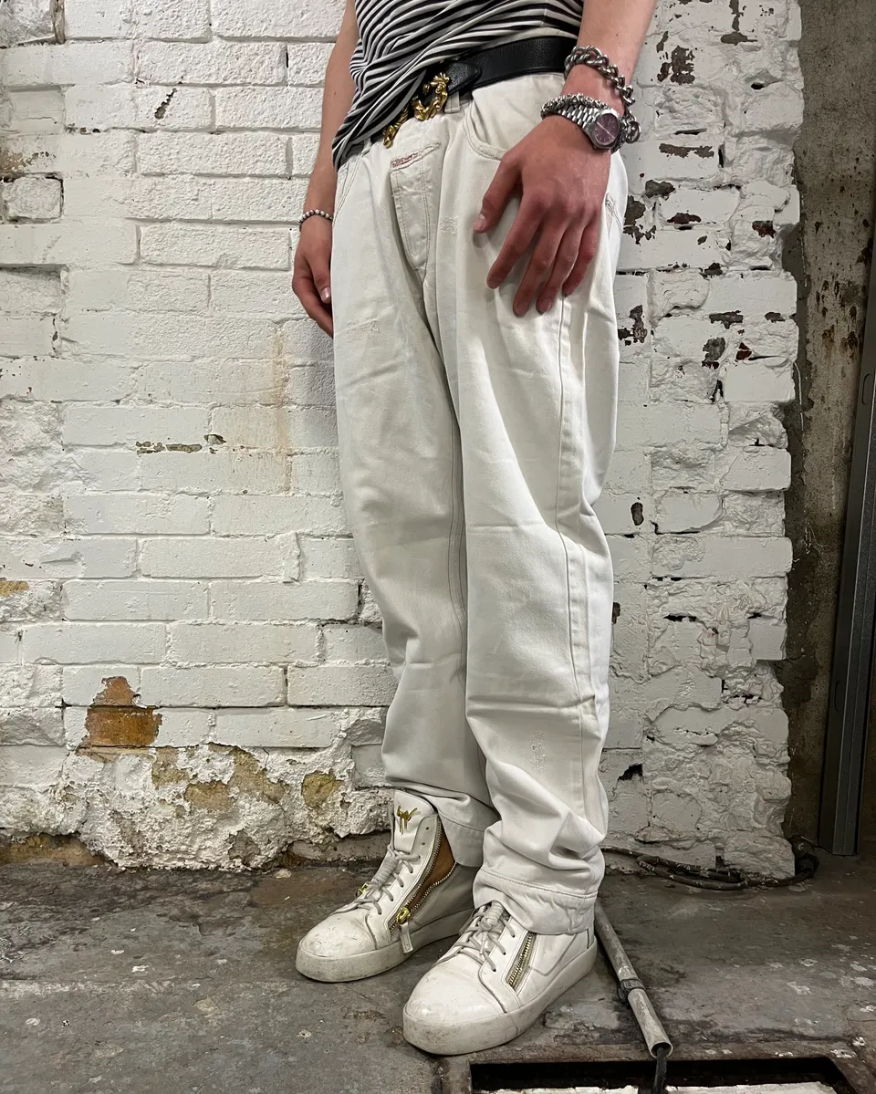 1990s Marithé + François Girbaud Distressed White Jeans - Image 3