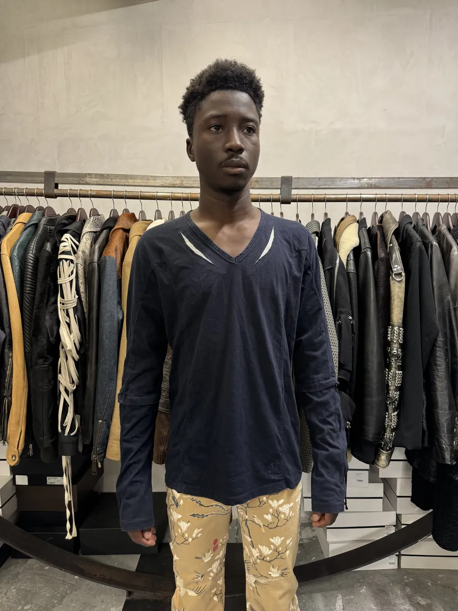1990s Marithé + François Girbaud Navy Contemporary V Neck Longsleeves - Image 2