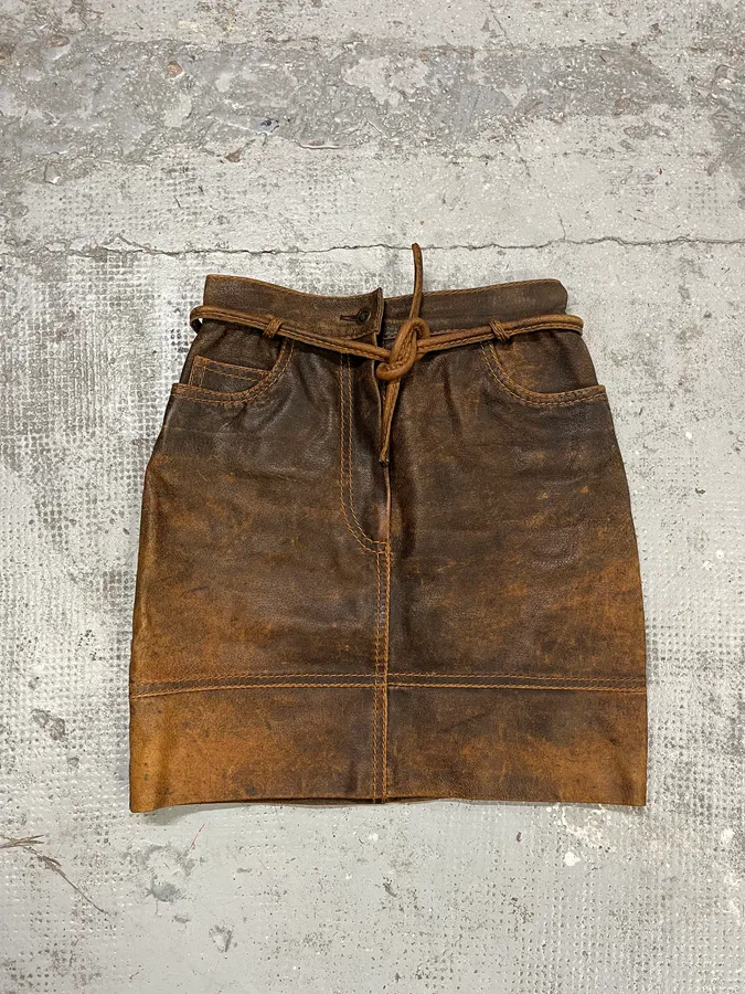 1990s Moschino Brown Eroded Leather Skirt - Image 4