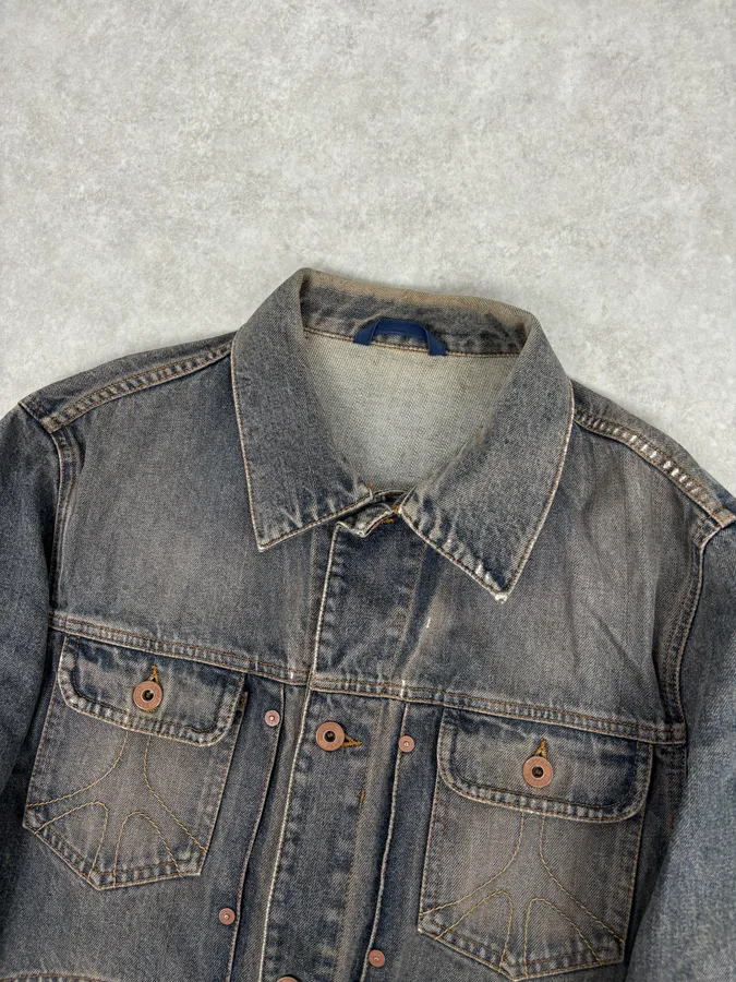 1990s Moschino Faded Blue Grey Denim Jacket - Image 4