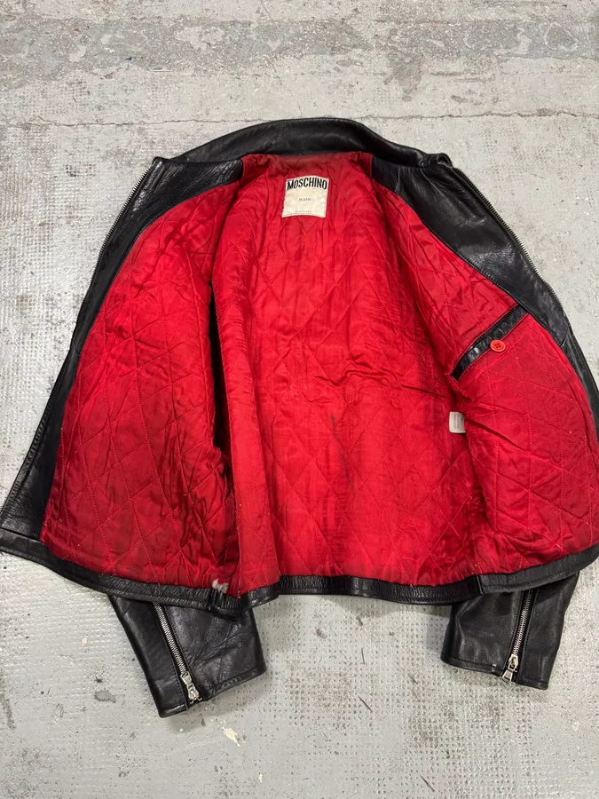 1990s Moschino Premium Black Leather Jacket - Image 7