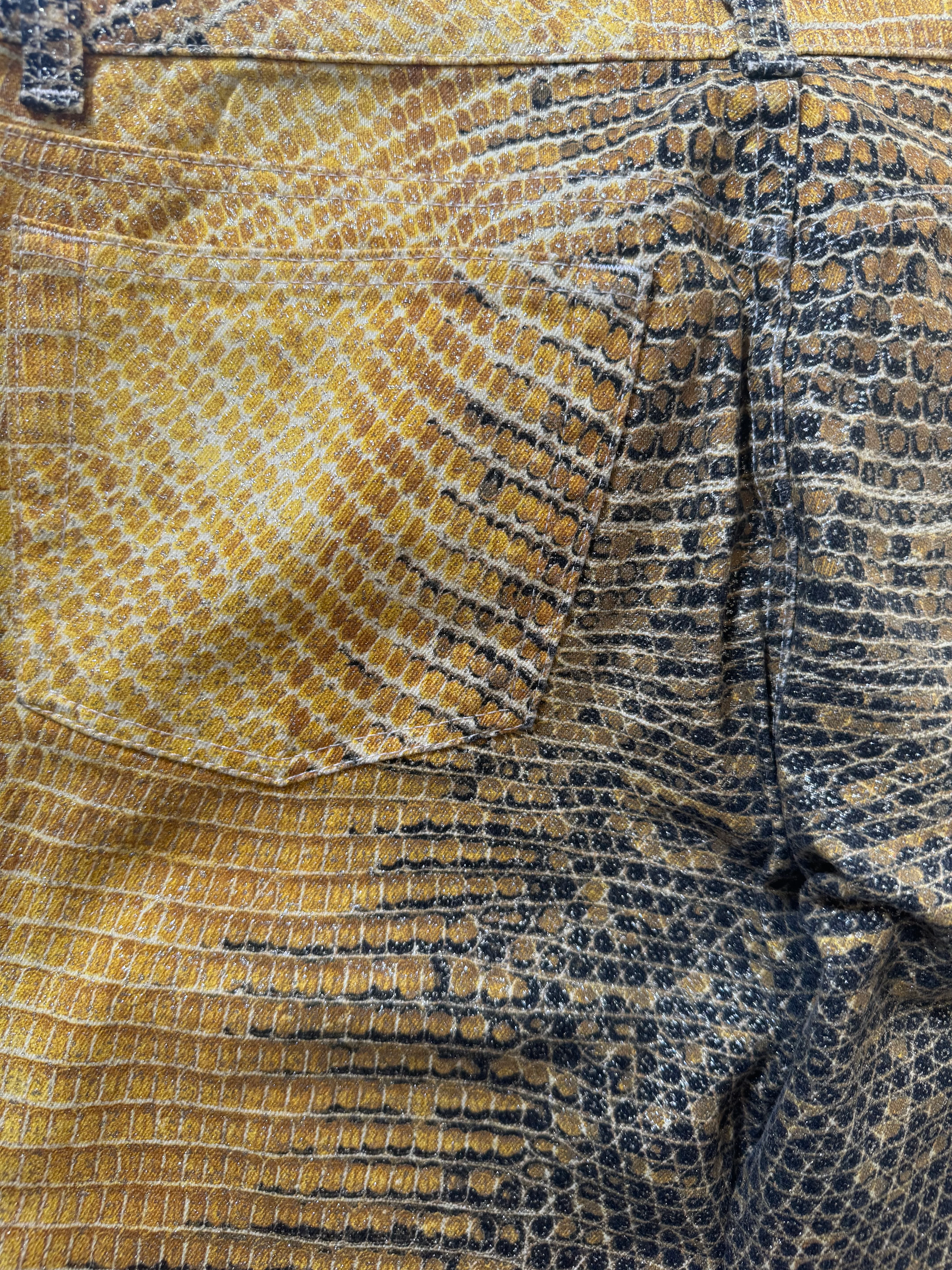 1990s Roberto Cavalli Bees Yellow Scales Pants (M) - Image 12