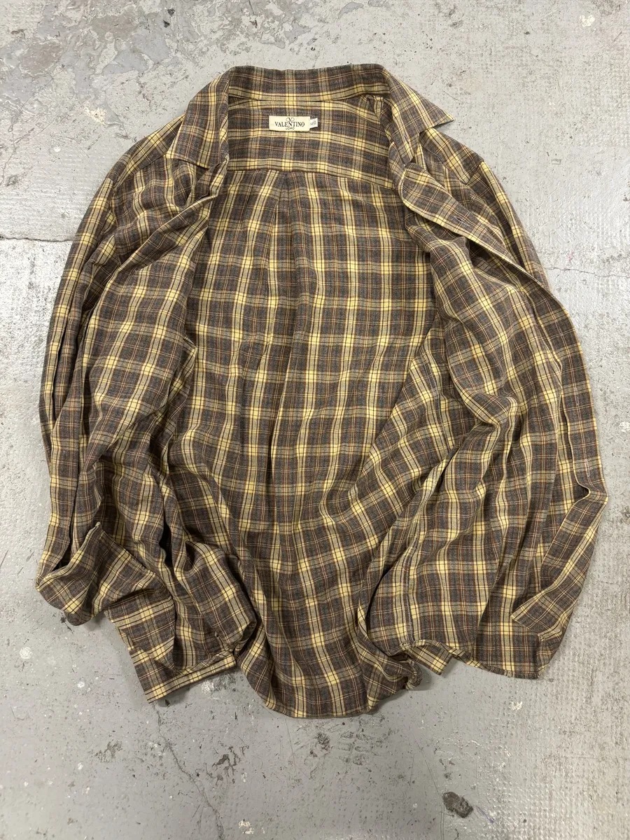 1990s Valentino Checkered Camel Shirt - Image 8