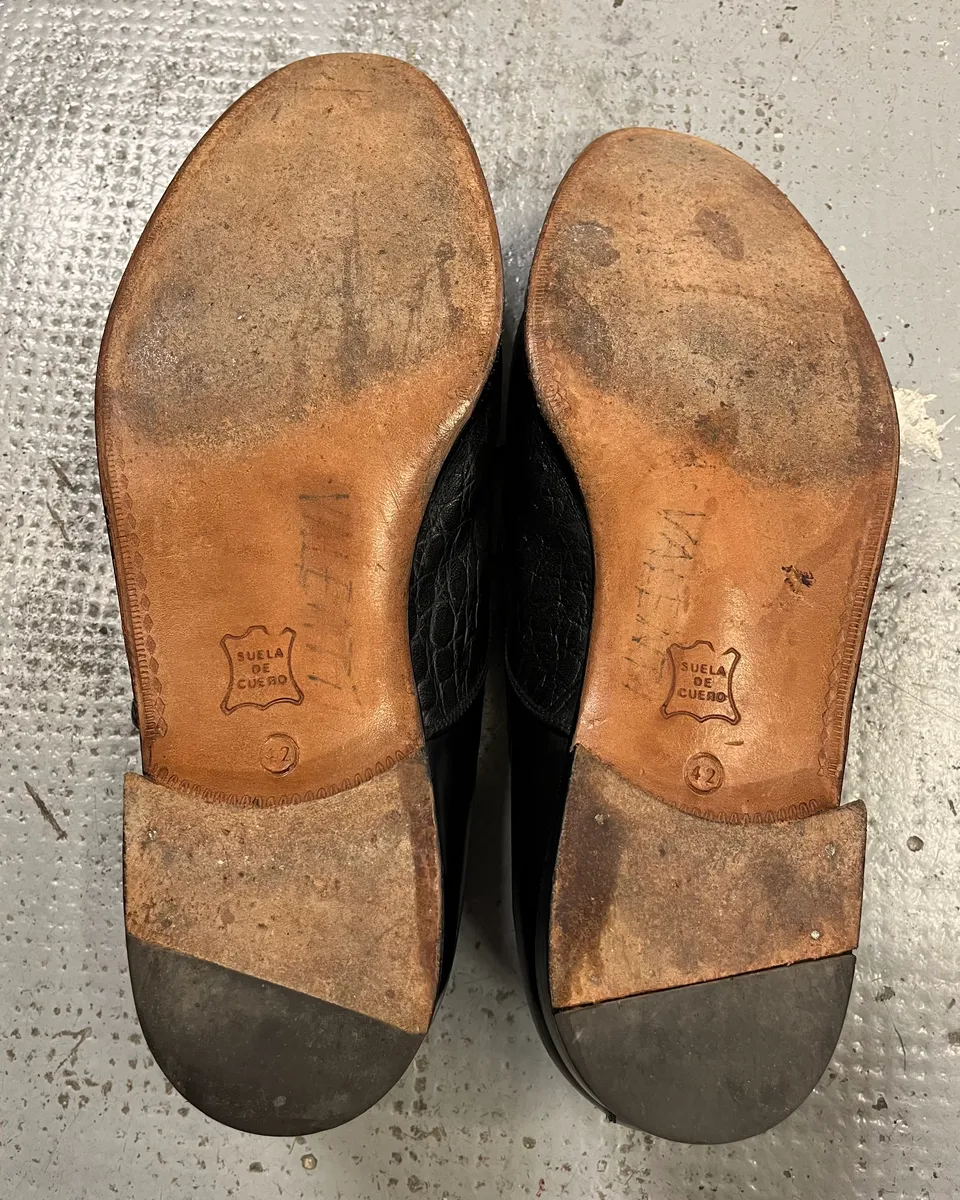 1990s Yves Saint Laurent Black Leather Oxford Shoes - Image 10