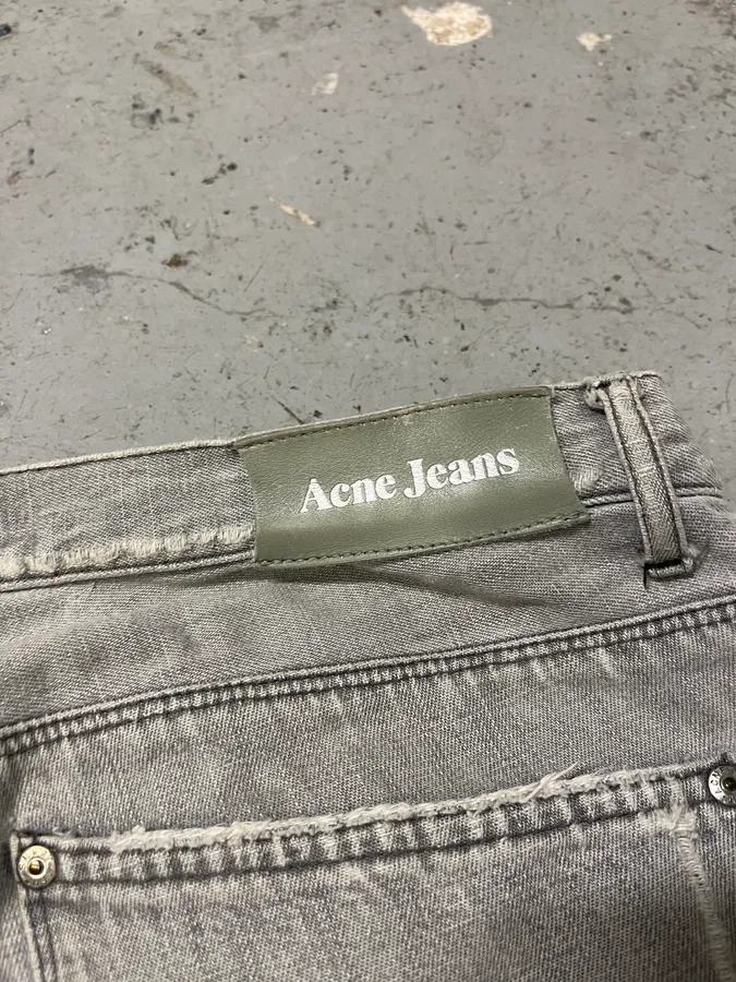 2000s Acne Studios Max Clay Grey Slim Riped Denim Jeans - Image 10