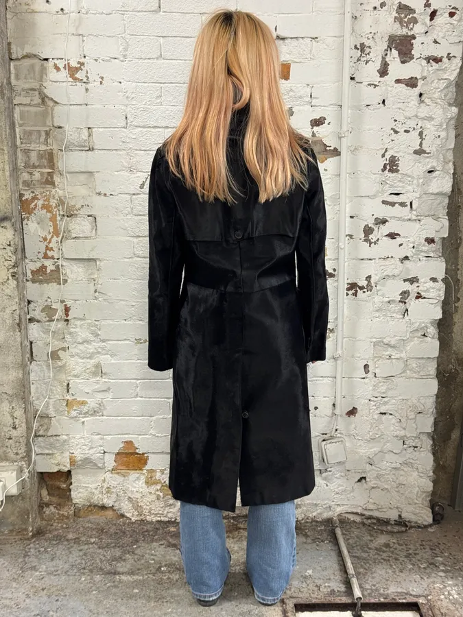 2000s Alexander McQueen Black Pony Hair Trench Coat - Image 3
