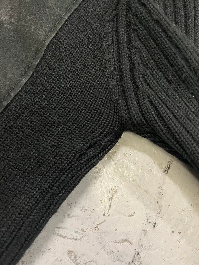 2000s Archive Black Wool Zip-up Pony Hair Sweater - Image 7