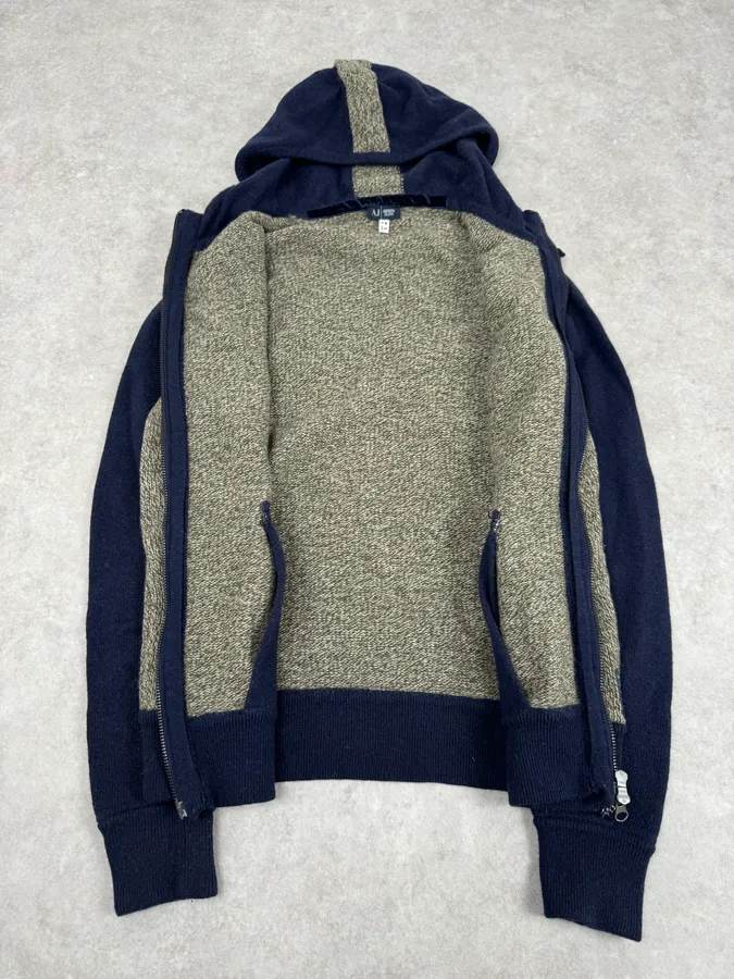 2000s Armani Beige & Navy Wool Zip-up Hoodie - Image 8