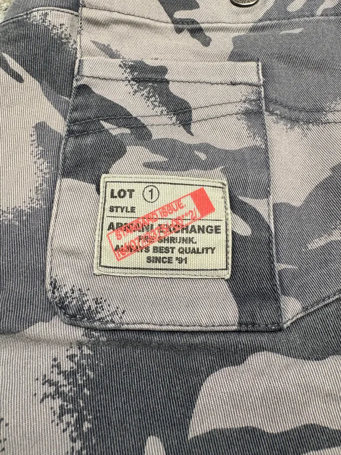 2000s Armani Camo Military Cargo Short - Image 6