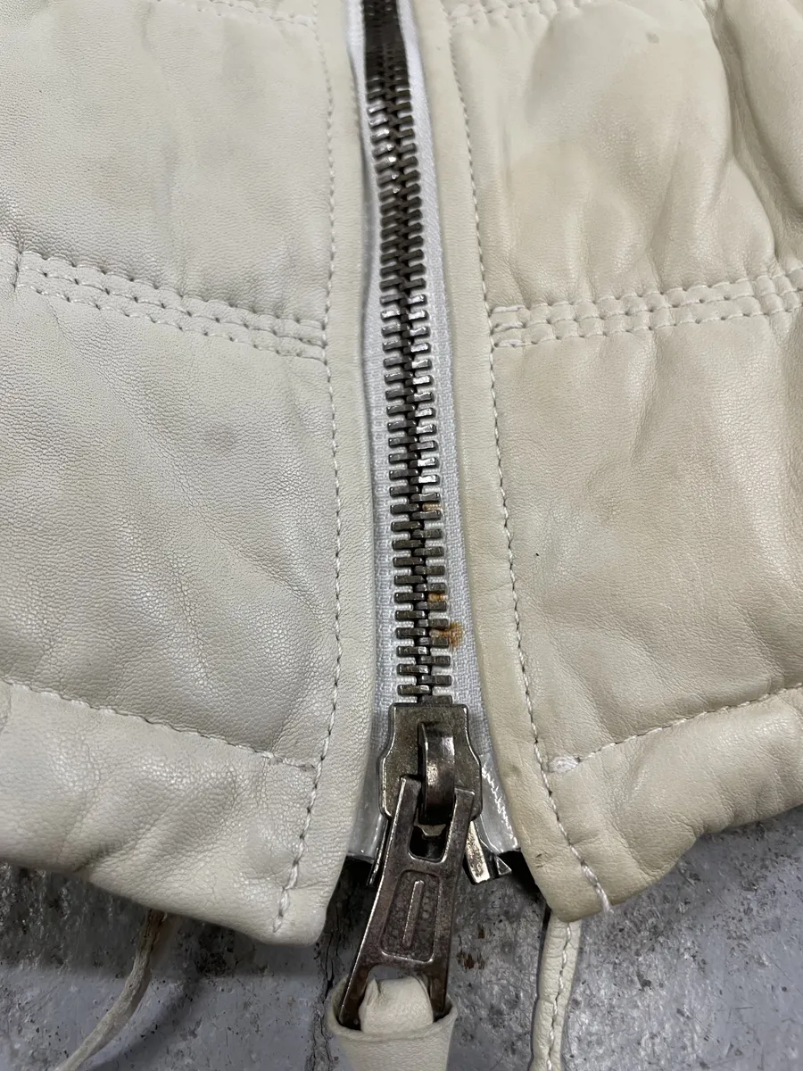 2000s Armani Creamy Leather Puffer Jacket - Image 6