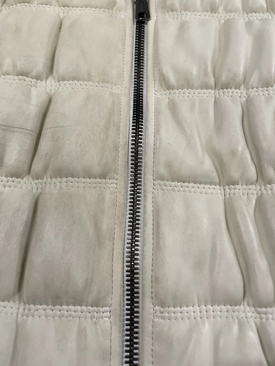 2000s Armani Creamy Leather Puffer Jacket - Image 9