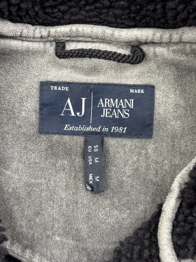 2000s Armani Grey Eroded Fleece-Lined Jacket - Image 11