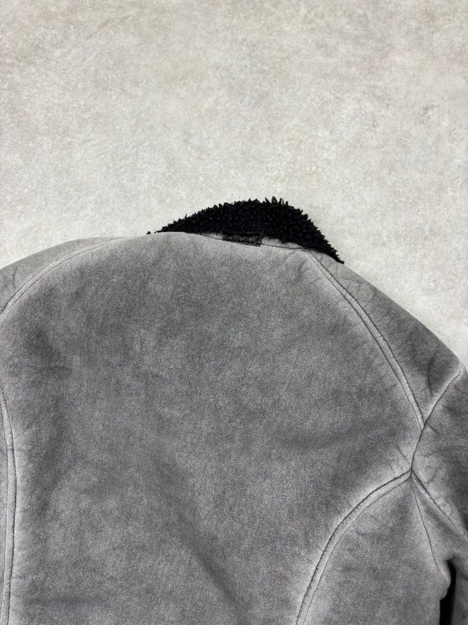 2000s Armani Grey Eroded Fleece-Lined Jacket - Image 6