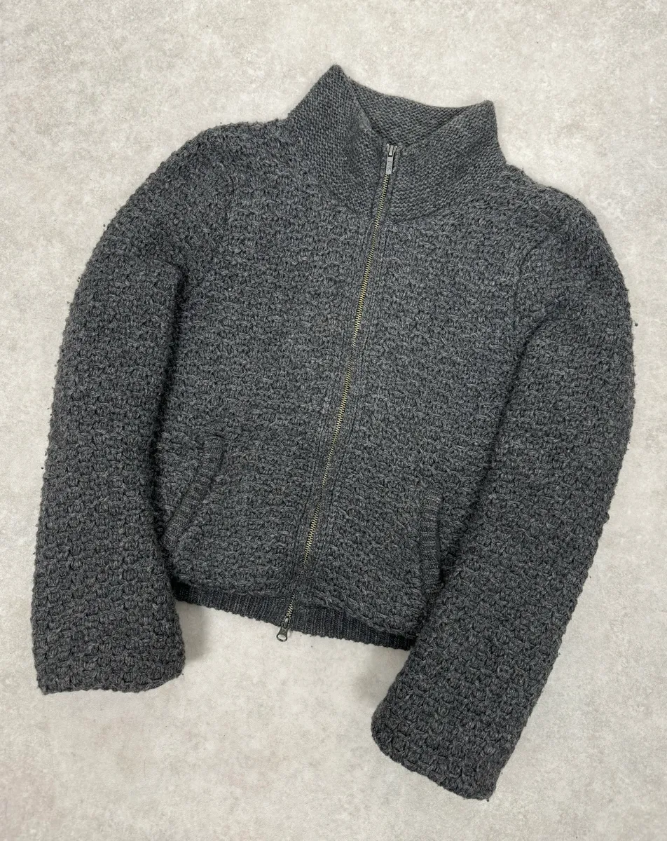 2000s Armani Grey Waffled Wool Zip-up Sweater - Image 4